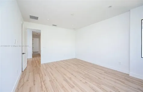 6654-6650 SW 84th Street Miami FL 33143