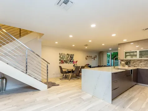4864 Sheridan Street Hollywood FL 33021