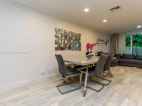 4864 Sheridan Street Hollywood FL 33021