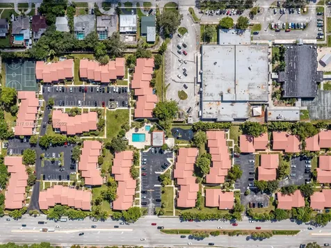 4864 Sheridan Street Hollywood FL 33021