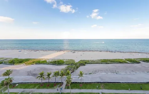 5601 Collins Avenue Miami Beach FL 33140