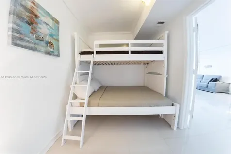 5601 Collins Avenue Miami Beach FL 33140
