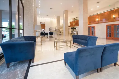 5601 Collins Avenue Miami Beach FL 33140