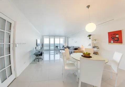 5601 Collins Avenue Miami Beach FL 33140