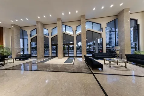 5601 Collins Avenue Miami Beach FL 33140
