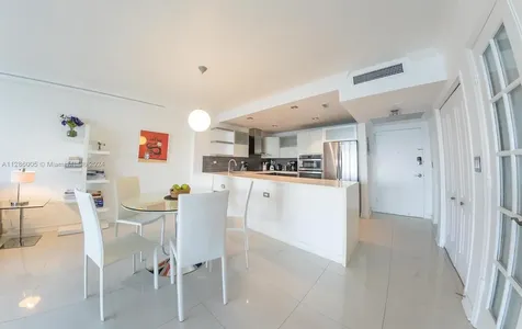 5601 Collins Avenue Miami Beach FL 33140
