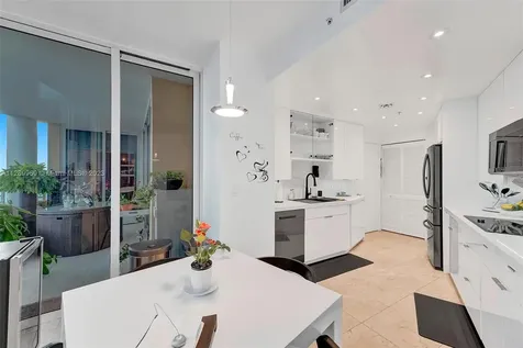 848 Brickell Key Drive Miami FL 33131