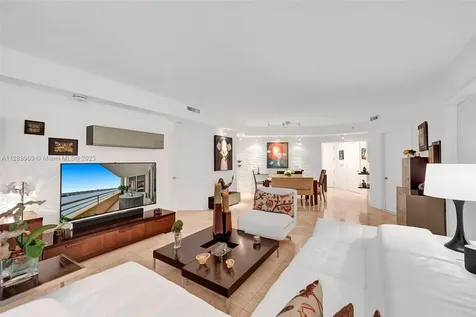 848 Brickell Key Drive Miami FL 33131