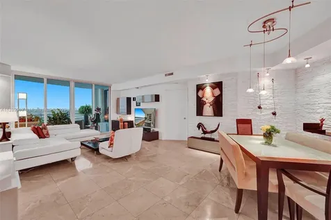848 Brickell Key Drive Miami FL 33131