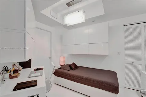 848 Brickell Key Drive Miami FL 33131