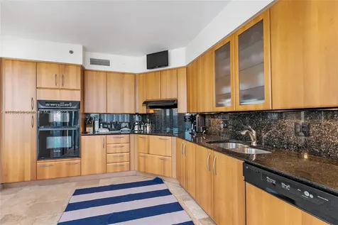 19111 Collins Avenue Sunny Isles Beach FL 33160