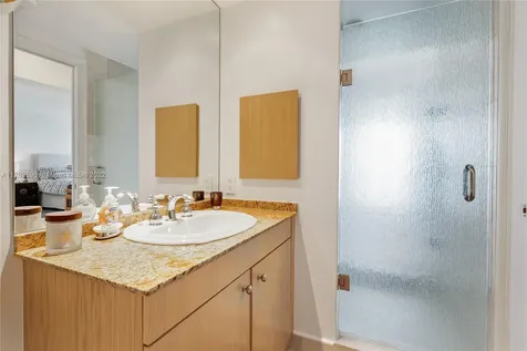 19111 Collins Avenue Sunny Isles Beach FL 33160