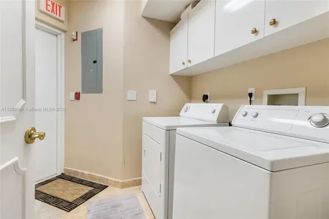 19111 Collins Avenue Sunny Isles Beach FL 33160