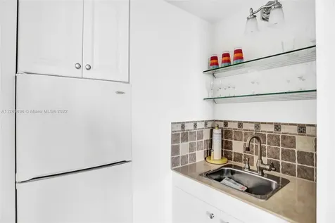 19111 Collins Avenue Sunny Isles Beach FL 33160