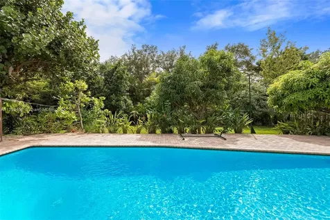 8600 SW 107th Street Miami FL 33156