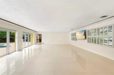 8600 SW 107th Street Miami FL 33156