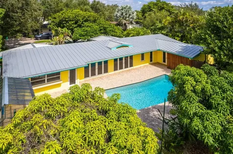 8600 SW 107th Street Miami FL 33156