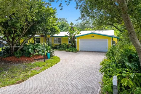 8600 SW 107th Street Miami FL 33156