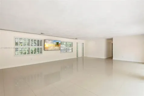 8600 SW 107th Street Miami FL 33156