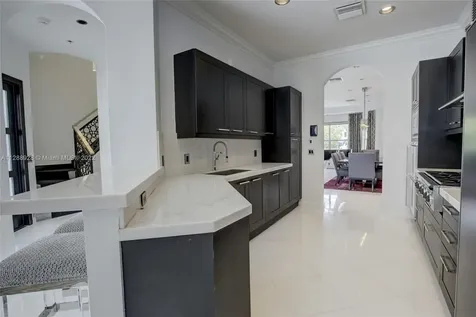 3852 NE 199th Terrace Aventura FL 33180