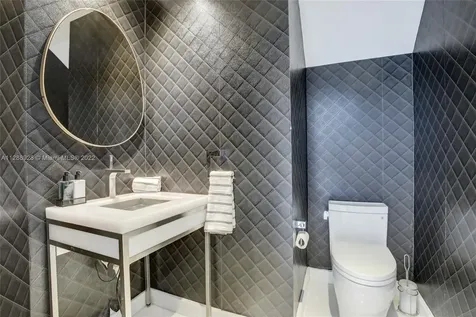 3852 NE 199th Terrace Aventura FL 33180
