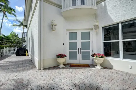 3852 NE 199th Terrace Aventura FL 33180