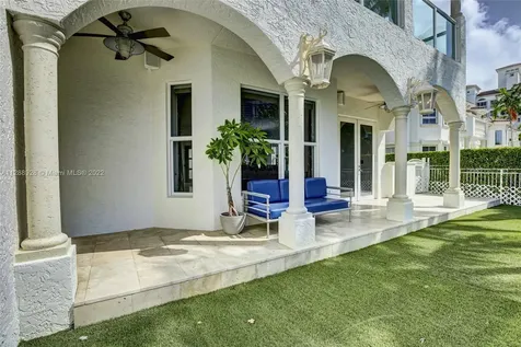 3852 NE 199th Terrace Aventura FL 33180
