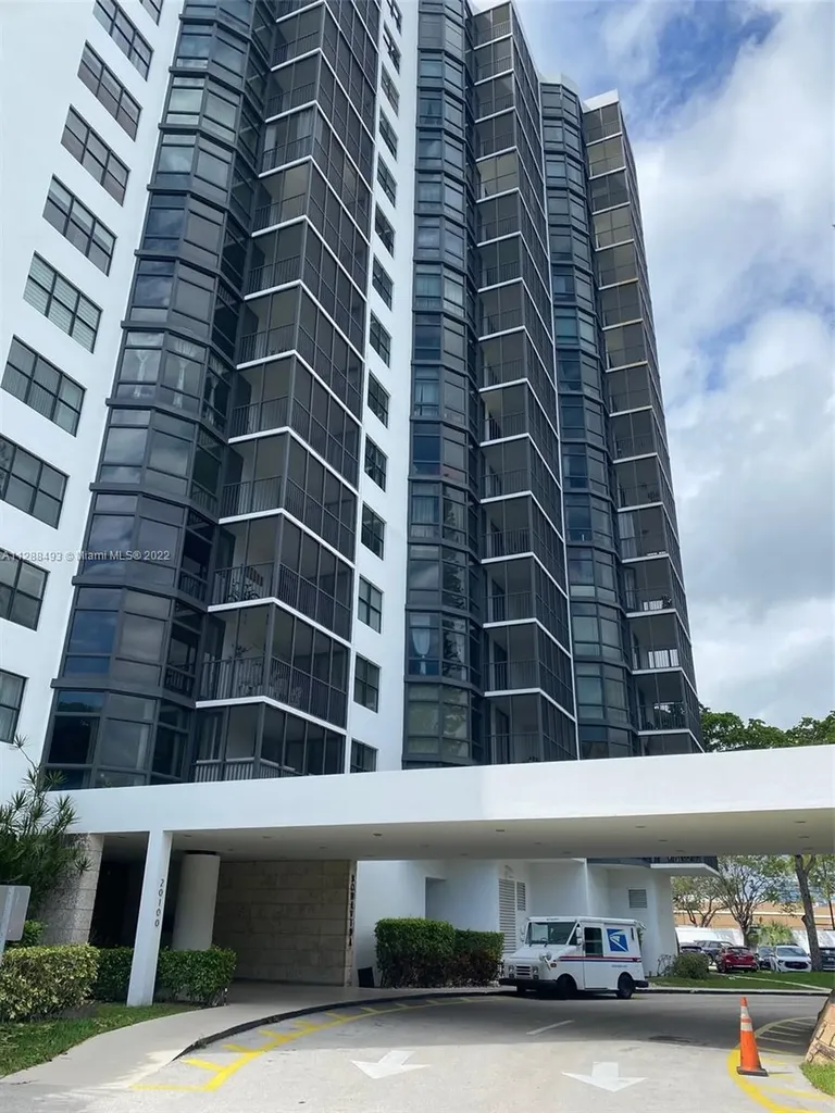 20100 W Country Club Drive Aventura FL 33180