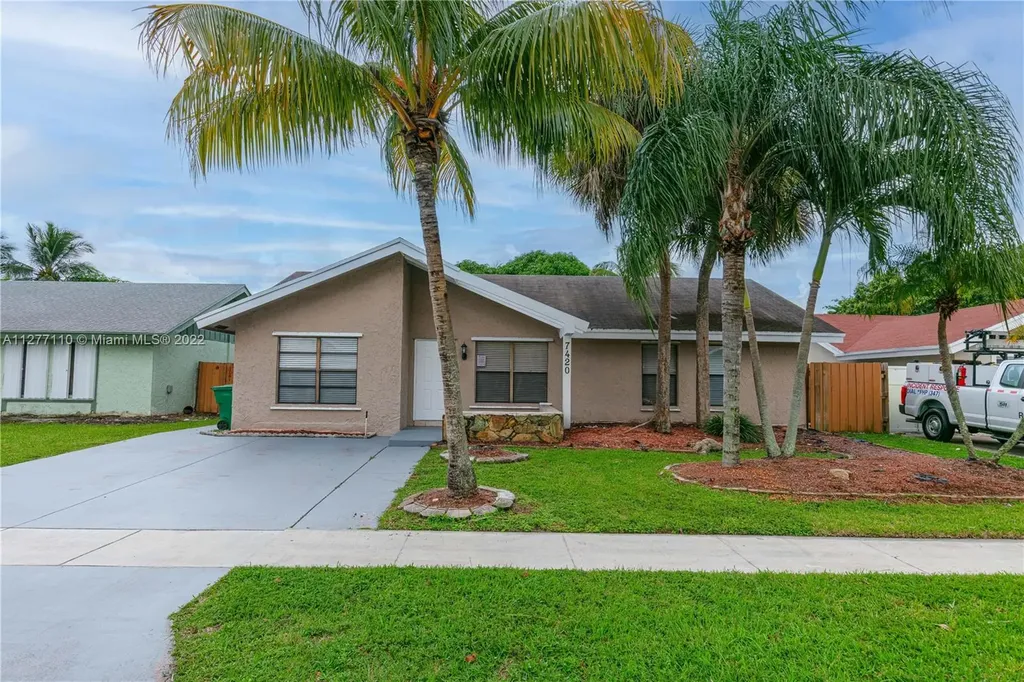 7420 SW 13th Street North Lauderdale FL 33068