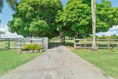 25950 SW 187 Avenue Homestead FL 33031
