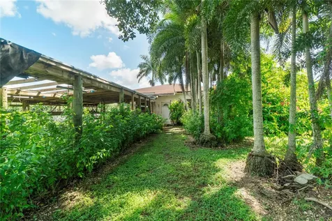 25950 SW 187 Avenue Homestead FL 33031
