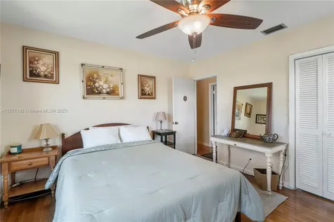 25950 SW 187 Avenue Homestead FL 33031