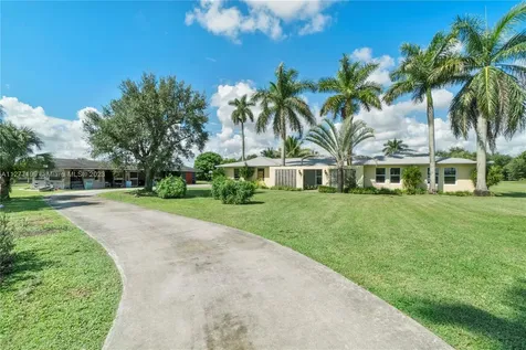 25950 SW 187 Avenue Homestead FL 33031