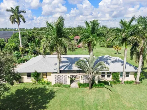 25950 SW 187 Avenue Homestead FL 33031