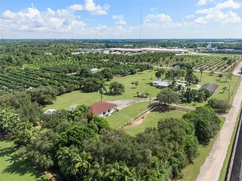 25950 SW 187 Avenue Homestead FL 33031