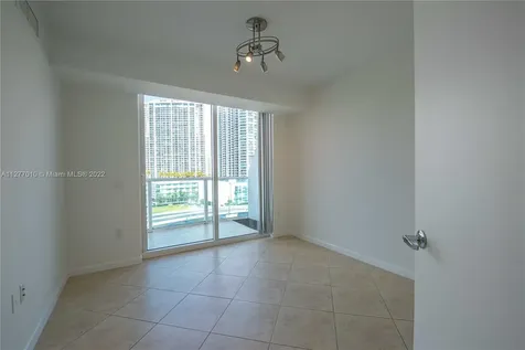 41 SE 5th Street Miami FL 33131