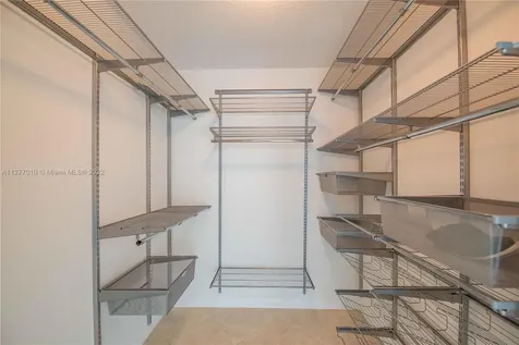 41 SE 5th Street Miami FL 33131