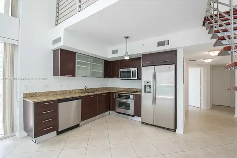 41 SE 5th Street Miami FL 33131