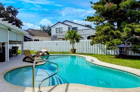 1962 NW 181st Avenue Pembroke Pines FL 33029