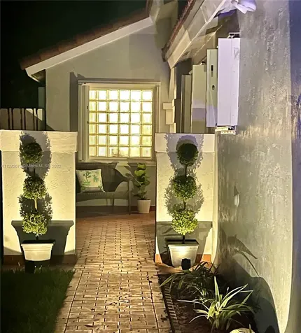 1962 NW 181st Avenue Pembroke Pines FL 33029