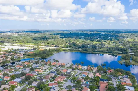 1962 NW 181st Avenue Pembroke Pines FL 33029