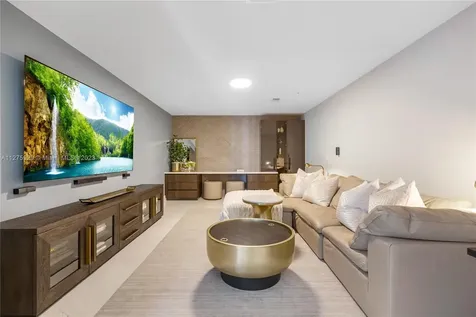17111 Biscayne Boulevard North Miami Beach FL 33160