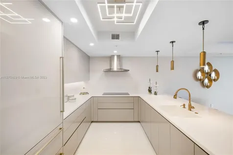 17111 Biscayne Boulevard North Miami Beach FL 33160
