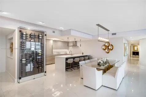 17111 Biscayne Boulevard North Miami Beach FL 33160
