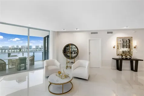 17111 Biscayne Boulevard North Miami Beach FL 33160