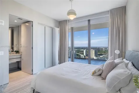 18975 E Collins Avenue Sunny Isles Beach FL 33160