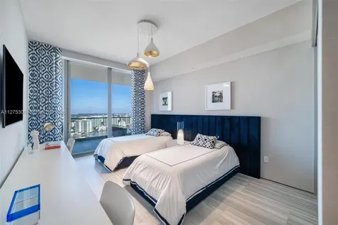 18975 E Collins Avenue Sunny Isles Beach FL 33160