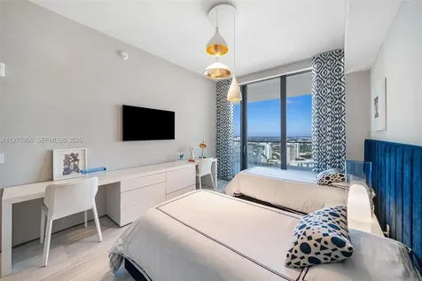 18975 E Collins Avenue Sunny Isles Beach FL 33160