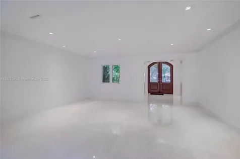 6925 Tordera Street Coral Gables FL 33146