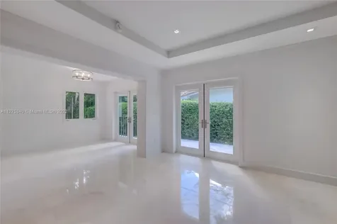 6925 Tordera Street Coral Gables FL 33146